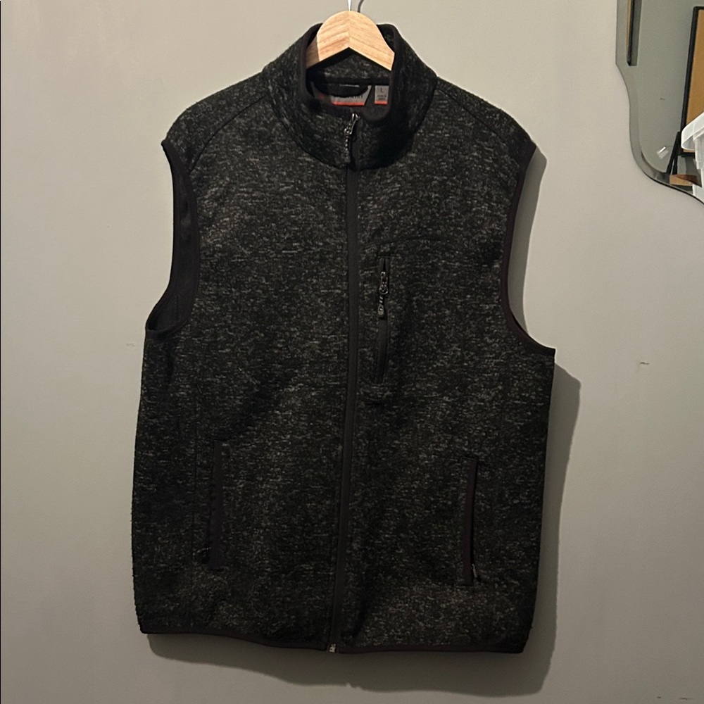 Free Country Charcoal Gray Men's Vest